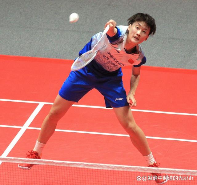 中国队逆转丹麦队，陈雨菲点燃赛场