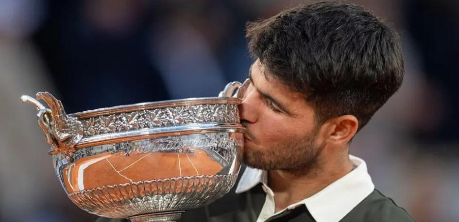 拉沃尔杯力克温网，阿尔卡拉斯统治全场